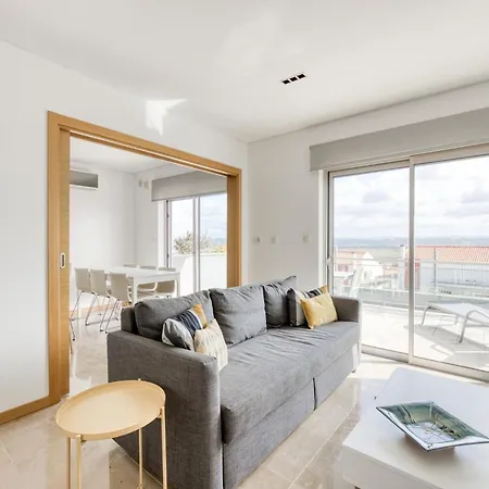 Modern With Pool And Barbecue, Cleaning Included