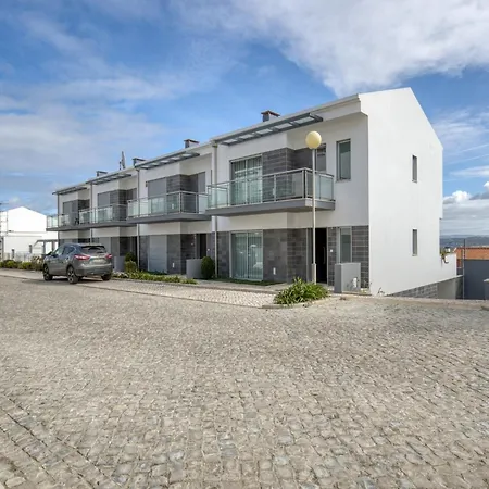 In Salir Do Porto With Pool, Cleaning Included