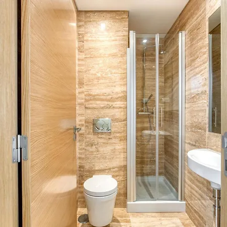Modern With Pool And Barbecue, Cleaning Included בית נופש Salir de Porto