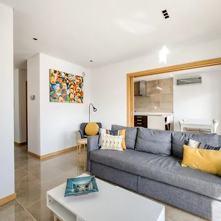 בית נופש Modern With Pool And Barbecue, Cleaning Included Salir de Porto