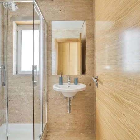 In Salir Do Porto With Pool, Cleaning Included *